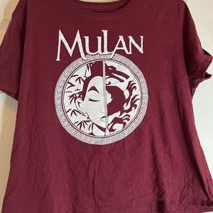 A large woman’s shirt